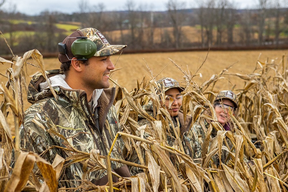 Delta Waterfowl commends the U.S. Fish and Wildlife Service on its plans to open or expand access at 19 national wildlife refuges. Youth hunters like those shown can have better access to public lands through these policies.